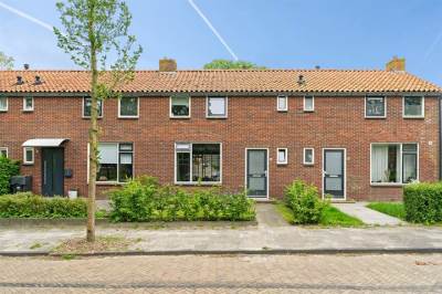 Woning Julianastraat 4 Marrum