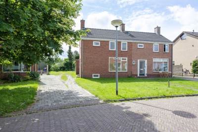 Woning Rembrandtstraat 11 Marum