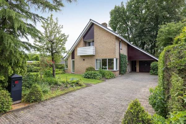 Woning Kerkstraat 112 Reutum