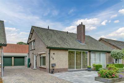 Woning Esdoornlaan 5 Renswoude