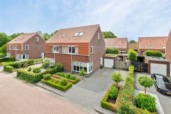 Woning Schalmeihof 8 Haulerwijk