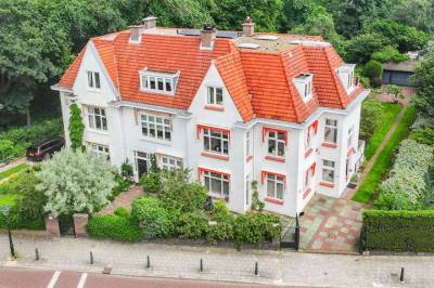 Woning Johan van Oldenbarneveltlaan 111 Den Haag