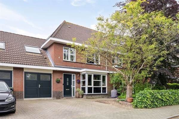 Woning Rigolettosingel 40 Nieuw-Vennep