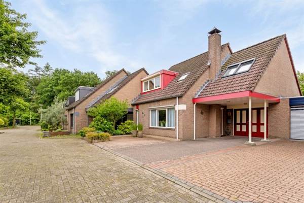 Woning Ambrozijnberg 6 Roosendaal