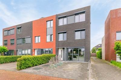 Woning John Denverlaan 45 Goes
