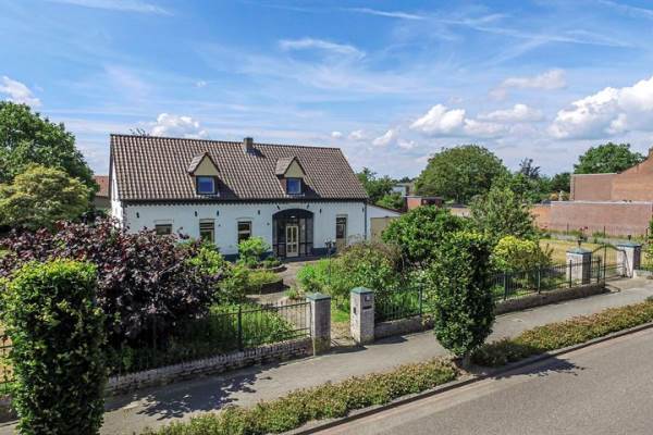 Woning Industriestraat 52 Reuver