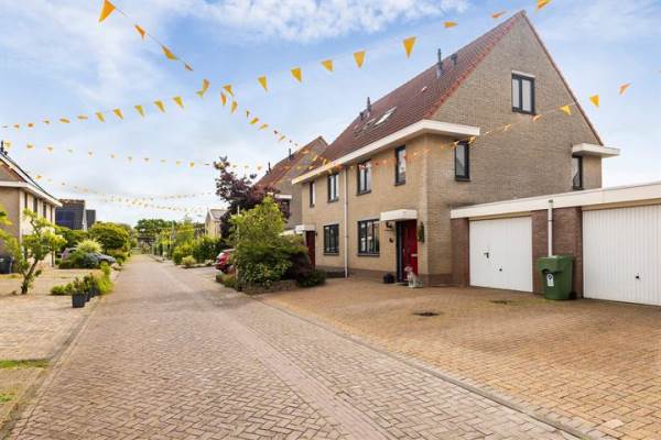 Woning Mienskar 14 Stiens