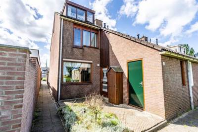 Woning Graaf Willem II laan 57 Hoogmade