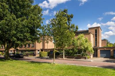 Woning Overburgkade 77 Voorburg