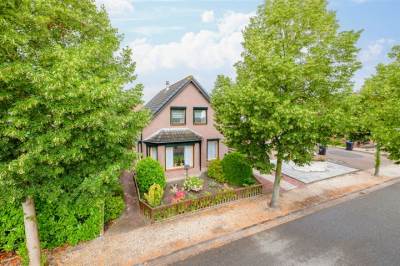 Woning Emmalaan 1 Dirksland