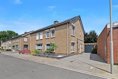 Woning Pastoor Dolsstraat 2 Grevenbicht