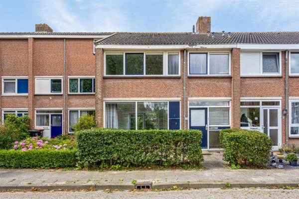 Woning Burgemeester Elmersstraat 66 Sijbekarspel