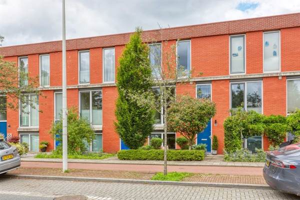 Woning Finnenburg 38 Den Haag