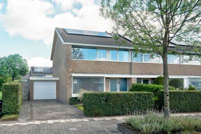 Woning Peter van Anrooystraat 12 Assen