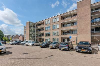 Woning Rembrandtstraat 131A Spijkenisse