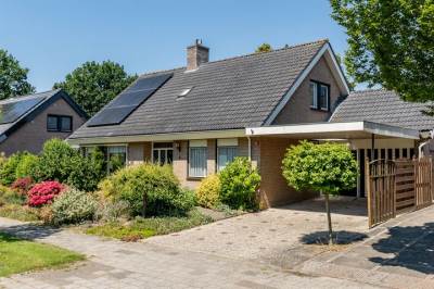 Woning Kastanjelaan 4 Kampen