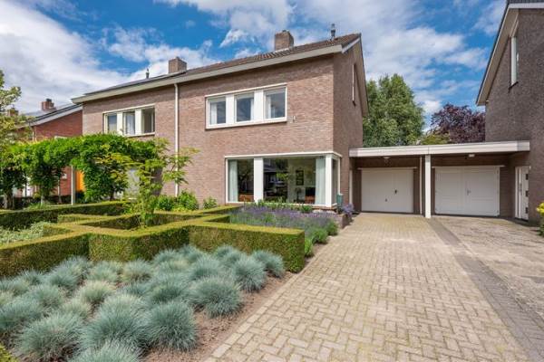 Woning Voirt 42A Nuenen