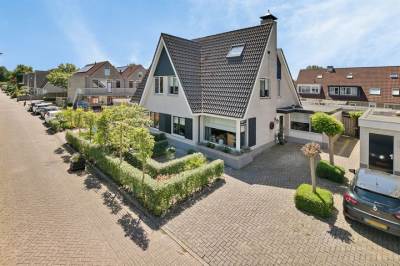 Woning Biezengors 38 Puttershoek