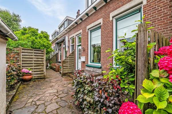 Woning Oranjestraat 2 Oud-Beijerland