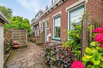 Woning Oranjestraat 2 Oud-Beijerland