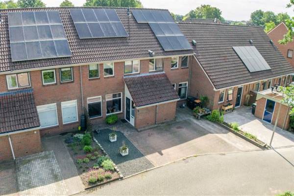 Woning Braamhoek 16 Vroomshoop