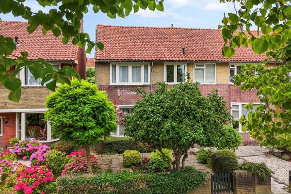 Woning Mr. P.J. Troelstraweg 115 Leeuwarden