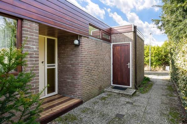 Woning Raiffeisenstraat 19 Nieuw-Vennep