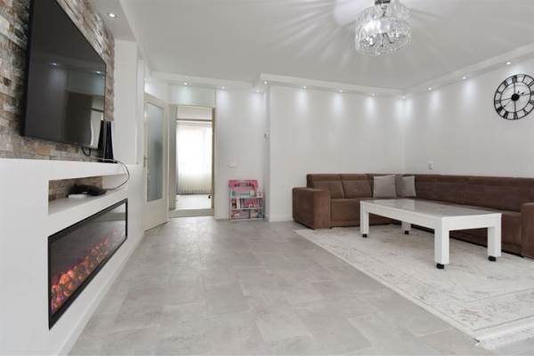 Woning Jan van Gojenstraat 337 Den Haag