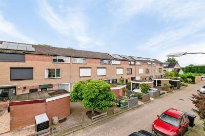 Woning Klaproosstraat 8 Klaaswaal