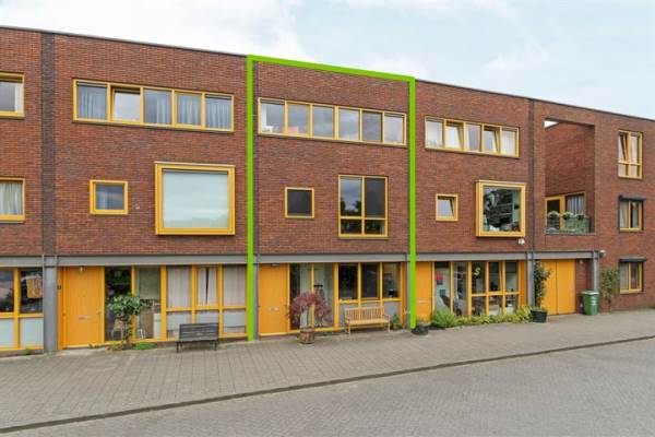 Woning John Lennonstraat 33 Lent