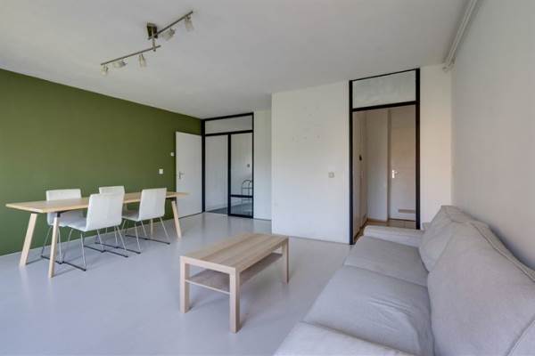 Woning Veenendaalplein 149 Amsterdam