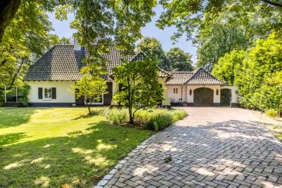 Woning Pater de Leeuwstraat 27 Beek en Donk