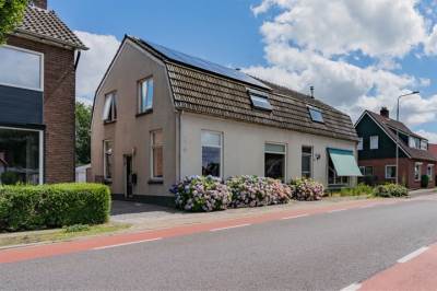 Woning Vriezenveenseweg 12 Vroomshoop