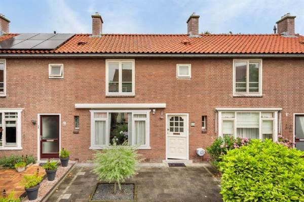 Woning Vredenhoeffstraat 29 Voorschoten