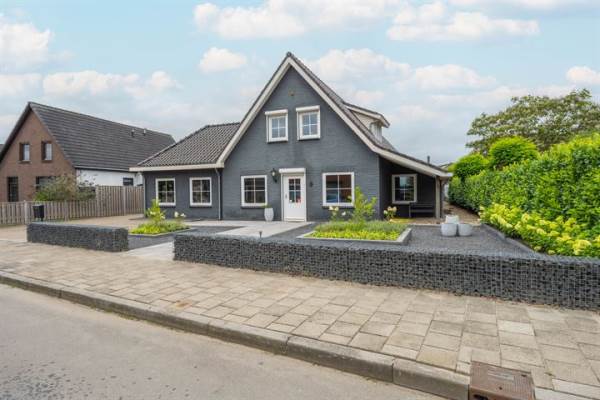 Woning Margrietstraat 9 Dreumel