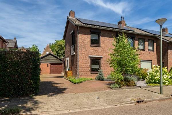 Woning Pater van den Heuvelstraat 1 Roermond