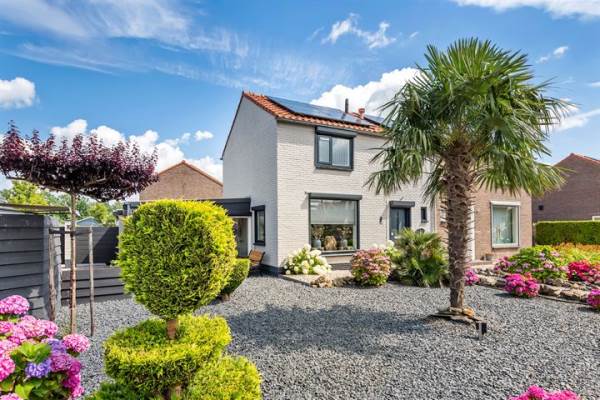 Woning Kerkstraat 40 Varik