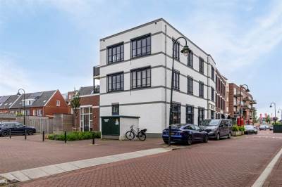 Woning Grasoever 8 Roelofarendsveen