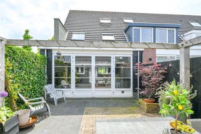 Woning Johanna Naberstraat 16 Velserbroek
