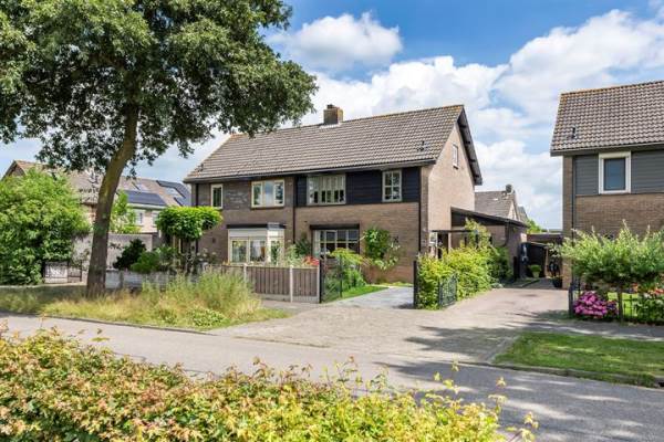 Woning Erichemseweg 1B Buren (GE)