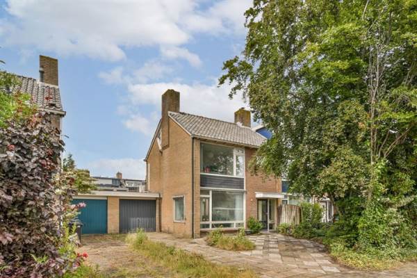 Woning Van der Waalsstraat 35 Badhoevedorp
