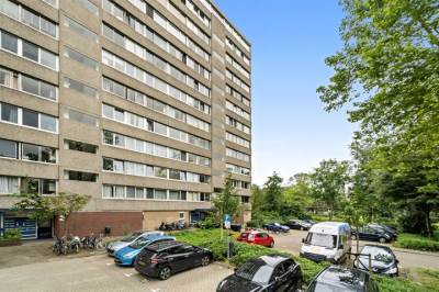 Woning Adama van Scheltemaplein 3 Delft