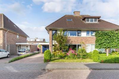 Woning Waterkant 29 Biddinghuizen