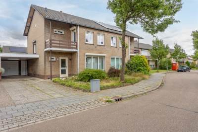 Woning Ruys de Beerenbroucklaan 12 Melick
