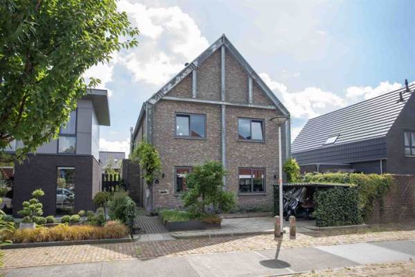 Woning Kalverstraat 6 Almelo