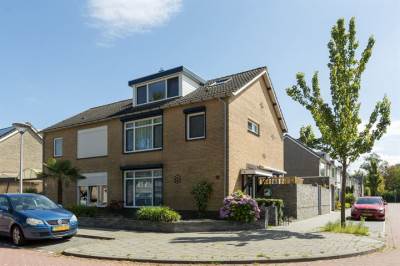 Woning Azaleastraat 19 Steenbergen (NB)
