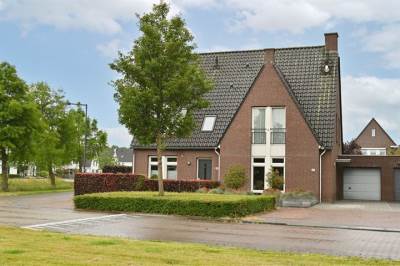 Woning Kapitein Perrotstraat 42 Halsteren