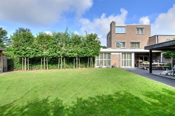 Woning Hertogshoef 250 Raamsdonksveer