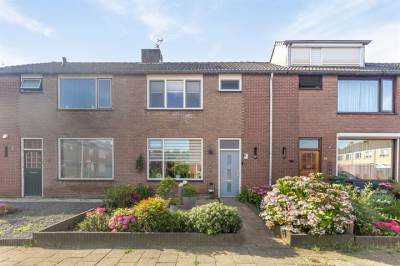 Woning Azaleastraat 18 Hoek