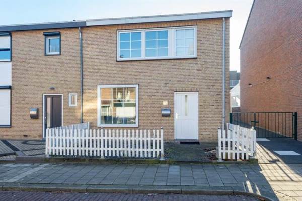 Woning Kasteelstraat 72 Brunssum